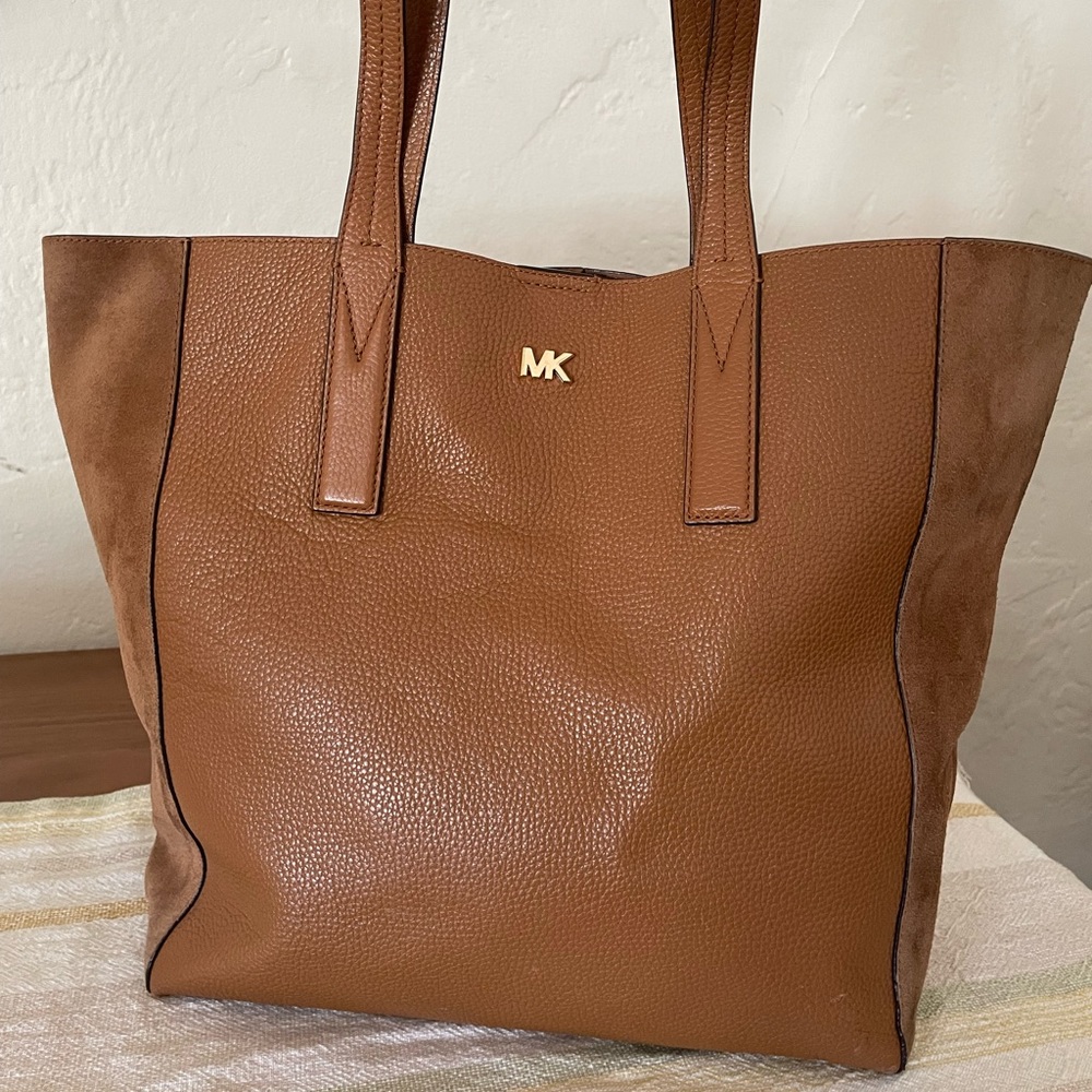 Brown leather Michael Kors shopping tote